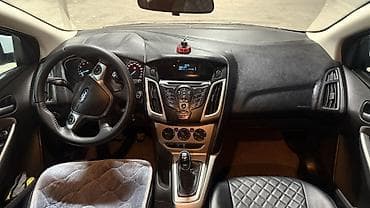 byd e9: Ford Focus: 2015 г., 1.6 л, Механика, Бензин, Универсал — 6