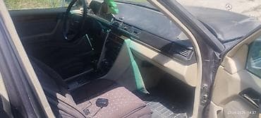 Транспорт: Mercedes-Benz W124: 1992 г., 2 л, Механика, Бензин, Седан — 5