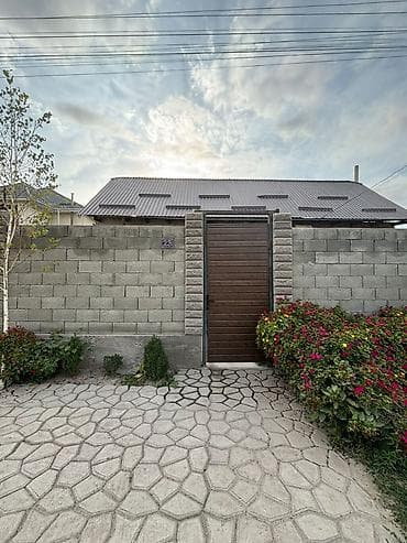 дача с выходом на речку: Продаётся дом в Бишкеке, Лебединовка (новостройка Биримдик кут) — 1