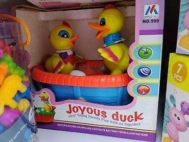 kinder joy: Игрушка «Joyous Duck» — набор с утятами в ванночке - Яркий игровой — 1