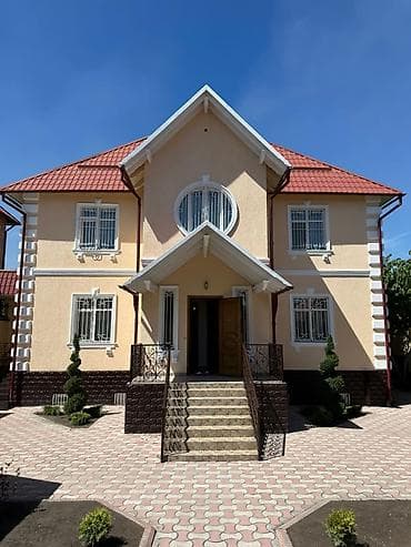 30000: Продается добротный дом в престижной локации Шукурова / Суванбердиева — 1