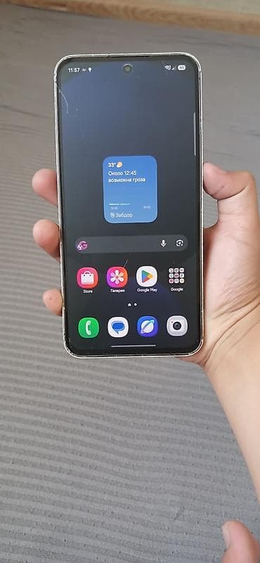 z flip 4: Samsung Galaxy S24 FE, Б/у, 256 ГБ, цвет - Серый, 2 SIM — 2