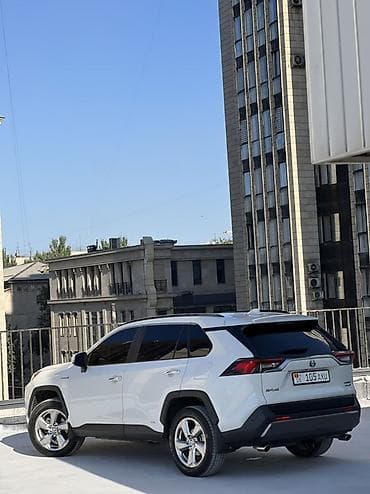 Toyota RAV4: 2020 г., 2.5 л, Вариатор, Гибрид, Кроссовер — 6