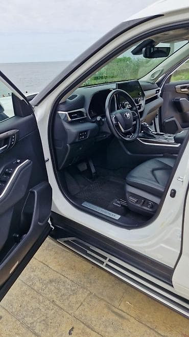 carplay android: Toyota Highlander: 2023 г., Гибрид, Кроссовер — 3