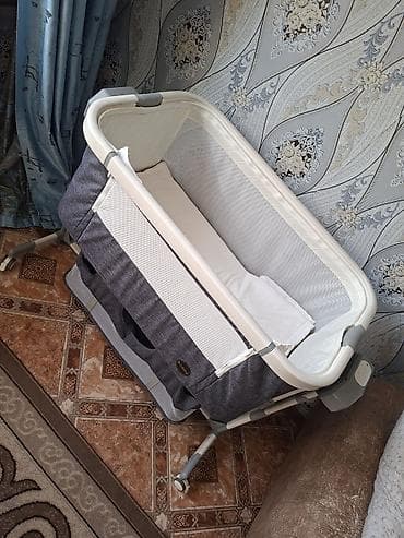 коляску детскую: Детская приставная кроватка, С колесиками, цвет - Серый — 5