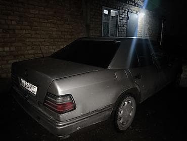 2 gr: Mercedes-Benz W124: 1994 г., 2 л, Механика, Бензин, Седан — 3