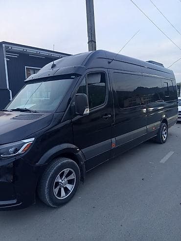 переоборудование микроавтобусов: Пассажирский микроавтобус Mercedes-Benz Sprinter (длинная база — 2