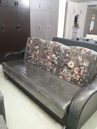 длинные диваны: Прямой диван, Новый, Трехместный — 17