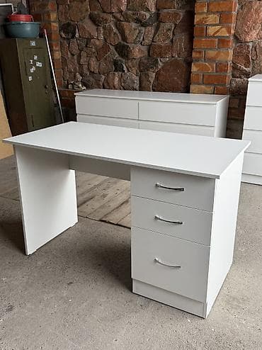 small table: Письменный стол, Новый — 2