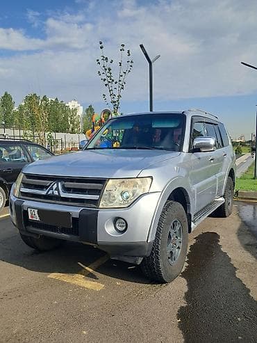range rove: Mitsubishi Pajero: 2007 г., Автомат, Газ — 2
