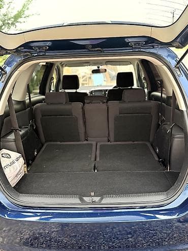 виша: Toyota WISH: 2004 г., Автомат, Бензин, Универсал — 4