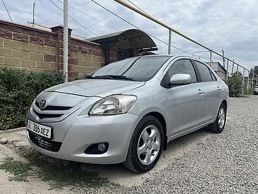 Продажа авто: Toyota Yaris: 2008 г., 1.3 л, Автомат, Бензин, Седан — 2