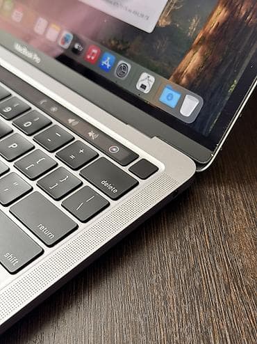 Ноутбуки Apple (MacBook): MacBook Pro 13 M1 (8/512 GB) Space Gray в очень хорошем состоянии — 3