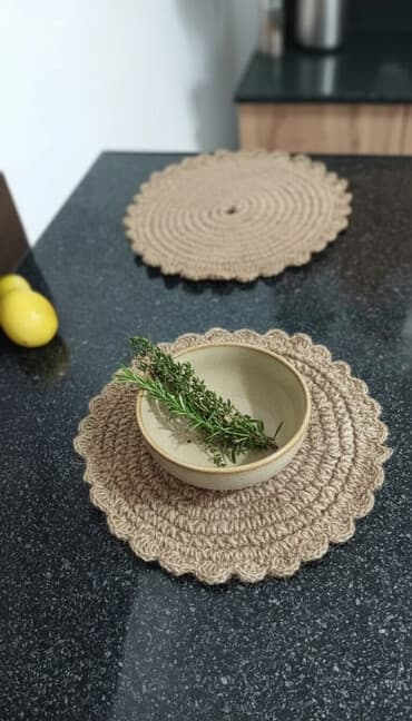 столы и стулья офис: Круглые декоративные подставки/салфетки для стола из натурального — 1