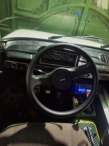 ВАЗ (ЛАДА) 2101: 1980 г., Механика, Седан