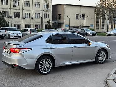 камру: Toyota Camry: 2018 г., 2.5 л, Автомат, Гибрид, Седан — 6
