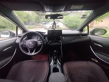 coroll: Toyota Corolla: 2021 г., 1.8 л, Автомат, Гибрид, Седан — 7