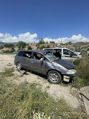 Honda Odyssey 2001 г. 2.3 АКПП — 165 000 сом (торг) Продается Honda