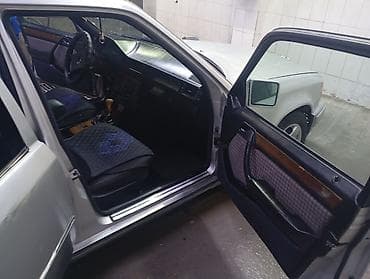 кант 1 май: Mercedes-Benz W124: 1992 г., Механика, Бензин, Седан — 3