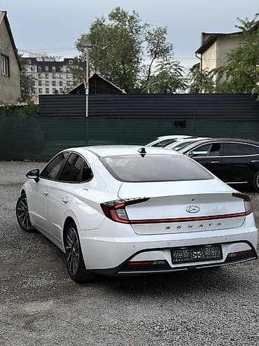 Hyundai Sonata: 2019 г., 2 л, Автомат, Газ, Седан — 4