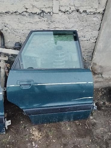 купить материал для обшивки салона авто: Запчасти на Audi 80 B3/B4 (примерно 1986–1994) В наличии на разбор: - — 7