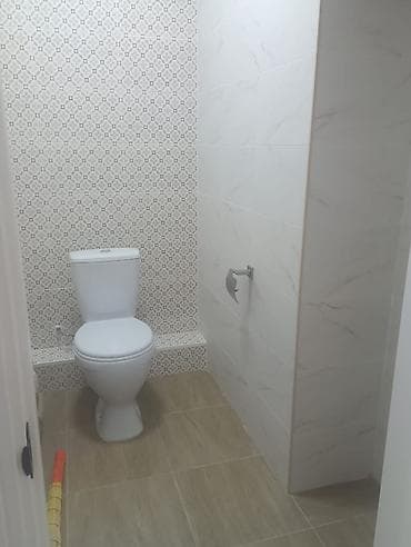 продаю 3 комнатную: 2 комнаты, 73 м², 1 этаж — 6