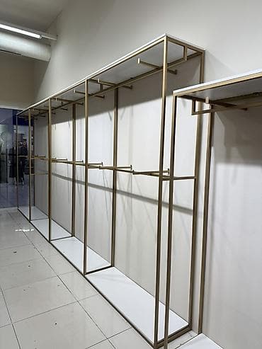 ресепшн стойка: Кронштейн Для одежды, Материал: Металл, Лофт, Б/у — 1