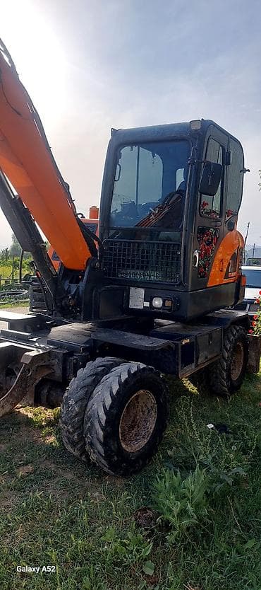 Транспорт: Экскаватор, Doosan, 2021 г., Колесный — 5