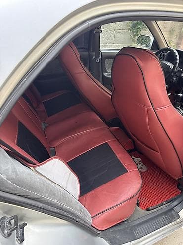 4 7: Mitsubishi Galant: 1994 г., Бензин, Седан — 7