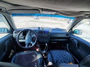 Volkswagen: Volkswagen Golf: 1993 г., 1.8 л, Механика, Бензин, Хэтчбэк — 7