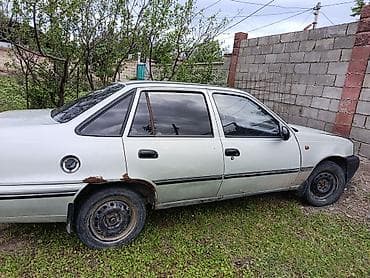 daewoo nexia дверь: Daewoo Nexia: 2001 г., Механика, Бензин, Седан — 1
