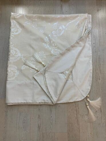 Тканевая скатерть турецкий в отличном состоянии идеально для большого