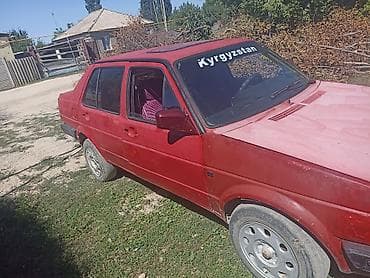 Транспорт: Volkswagen Jetta: 1985 г., 1.6 л, Механика, Бензин, Седан — 4
