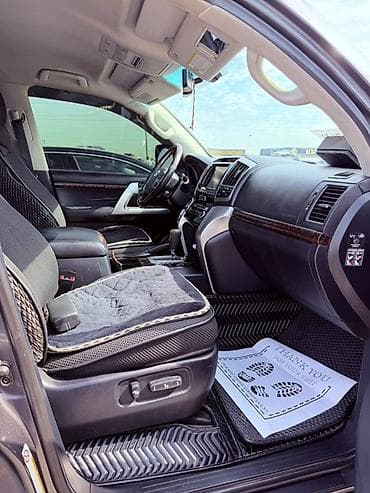 Toyota Land Cruiser: 2012 г., 4.6 л, Автомат, Бензин, Внедорожник — 3