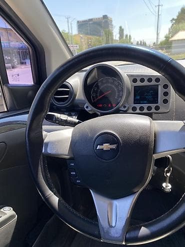 сиденье на спарк: Chevrolet Spark: 2012 г., 1 л, Автомат, Газ, Хэтчбэк — 9