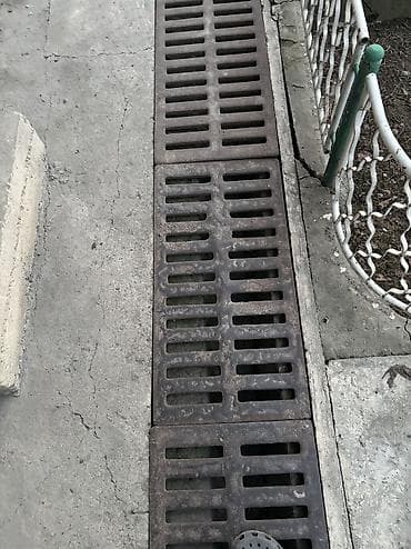 чугунные люк: Чугунные решетки для ливневого водоотвода - Материал: чугун, высокая — 1