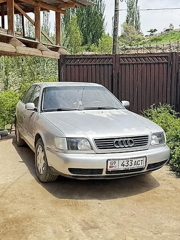 Audi A6: 1997 г., 2.6 л, Механика, Бензин, Седан — 3