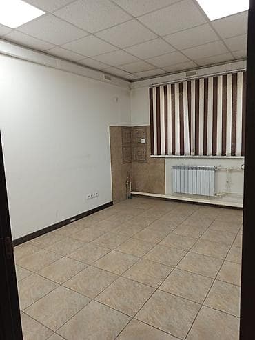 сдаю квартира лебединовка: Аренда офисов, 48 м², В жилом комплексе, 1 линия — 3