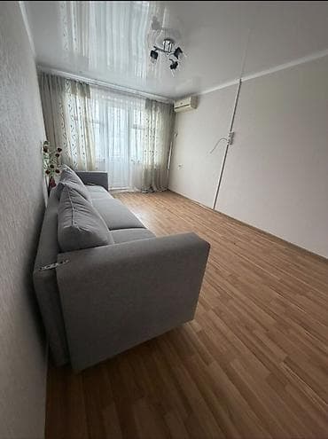 500: 2 комнаты, 46 м², 4 мкр 104 серия, 4 этаж, Косметический ремонт — 2