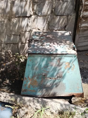 Бак, Металл