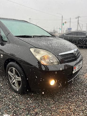 Продажа авто: Toyota Corolla Verso: 2003 г., 1.8 л, Механика, Бензин, Минивэн — 4