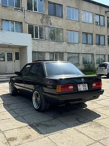 привазной моно: BMW 3 series: 1989 г., Седан — 2
