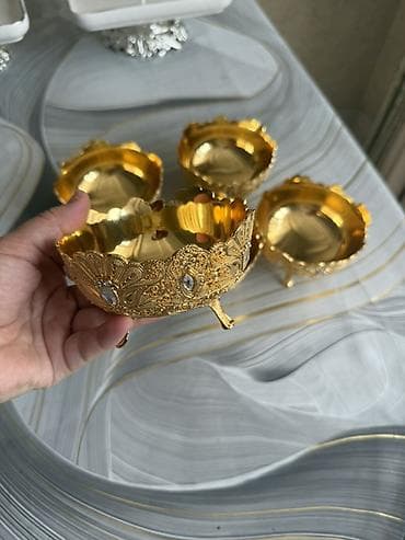 столик сервировочный: Для сахара, варенья итд Набор декоративных пиал/розеток на ножках — — 2