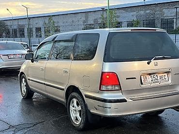 Транспорт: Honda Shuttle: 1998 г., 2.3 л, Автомат, Бензин, Минивэн — 3