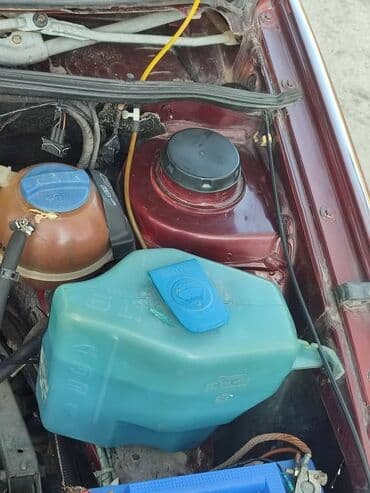 мерс 1990: Volkswagen Passat: 1991 г., 1.8 л, Механика, Бензин — 10