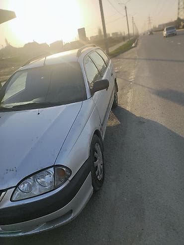 prius 2012: Toyota Avensis: 2001 г., 1.8 л, Механика, Бензин, Универсал — 2