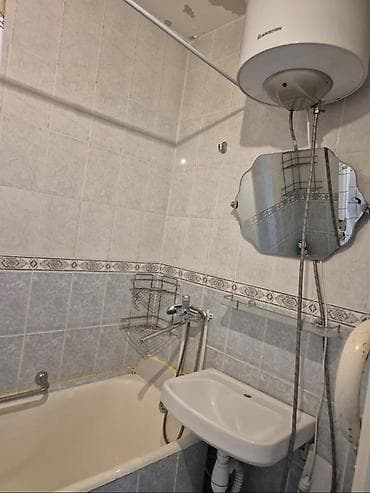 Продажа квартир: 3 комнаты, 62 м², 105 серия, 4 этаж, Старый ремонт — 6