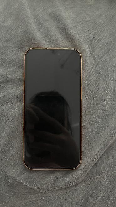 iohone 7: IPhone 17 Pro, Б/у, 256 ГБ, Оранжевый, Зарядное устройство, Защитное стекло, Чехол, 100 % — 3