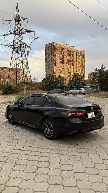 golf 2: Toyota Camry: 2021 г., 2.5 л, Автомат, Бензин, Седан — 5