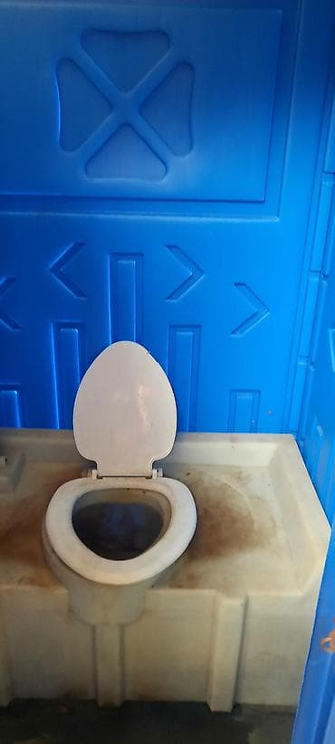 табуреты бу: Туалет пластик - 25000 сом, в хорошем состоянии на полозьях — 4